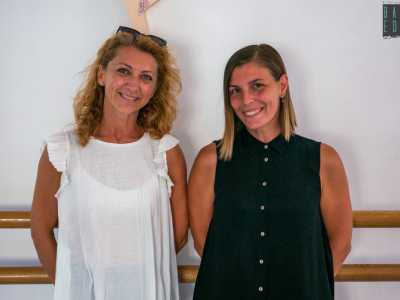 Lei, ora 47enne, ne ha preso le redini nel 2010 assieme alla 38enne Giovanna Lanave, quando la loro maestra miss Lynette � andata in pensione